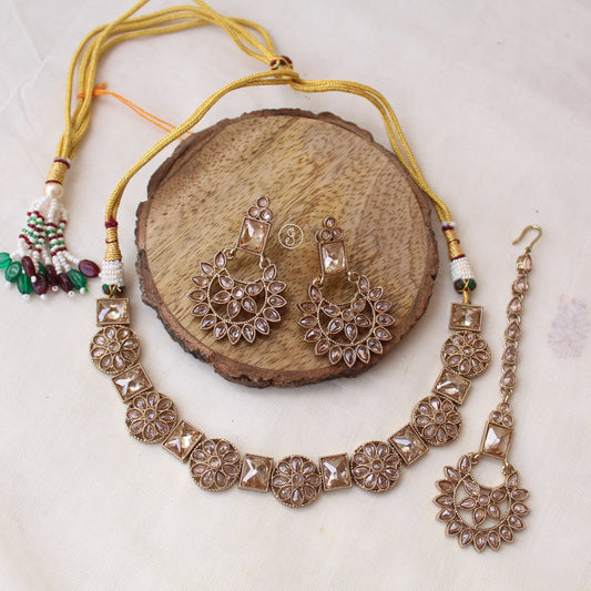 Gorgeous Golden Necklace Set With Tika