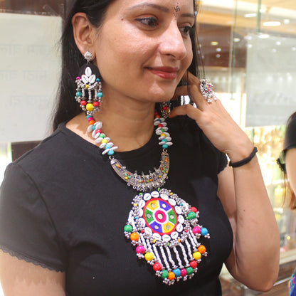Multicolored Embroidered Statement Necklace Set