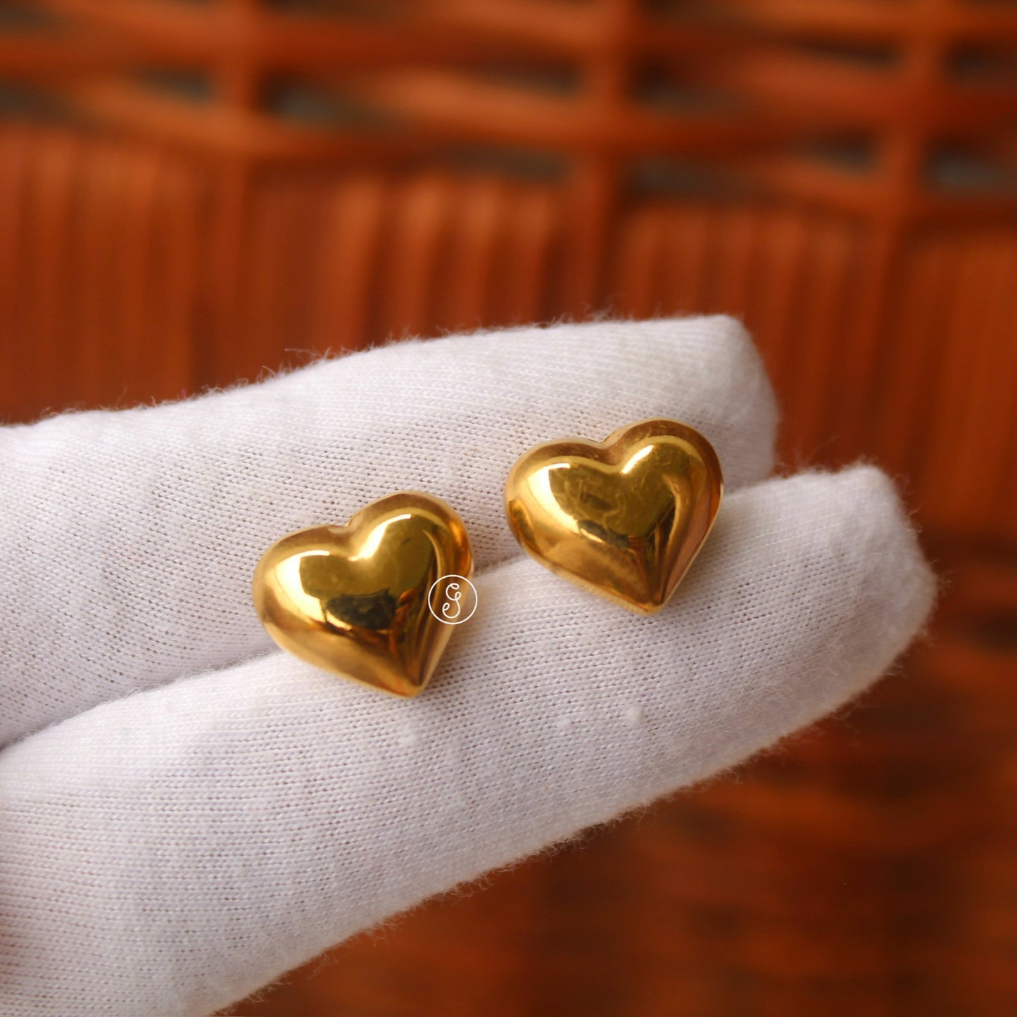 Golden Anti-Tarnish Heart Shaped Studs Earrings