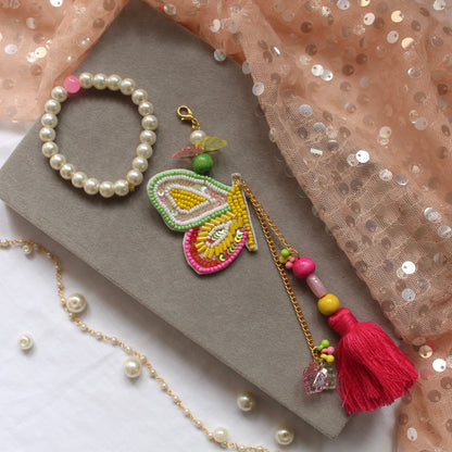 Stretchable Pearl Bracelet with Detachable Charm