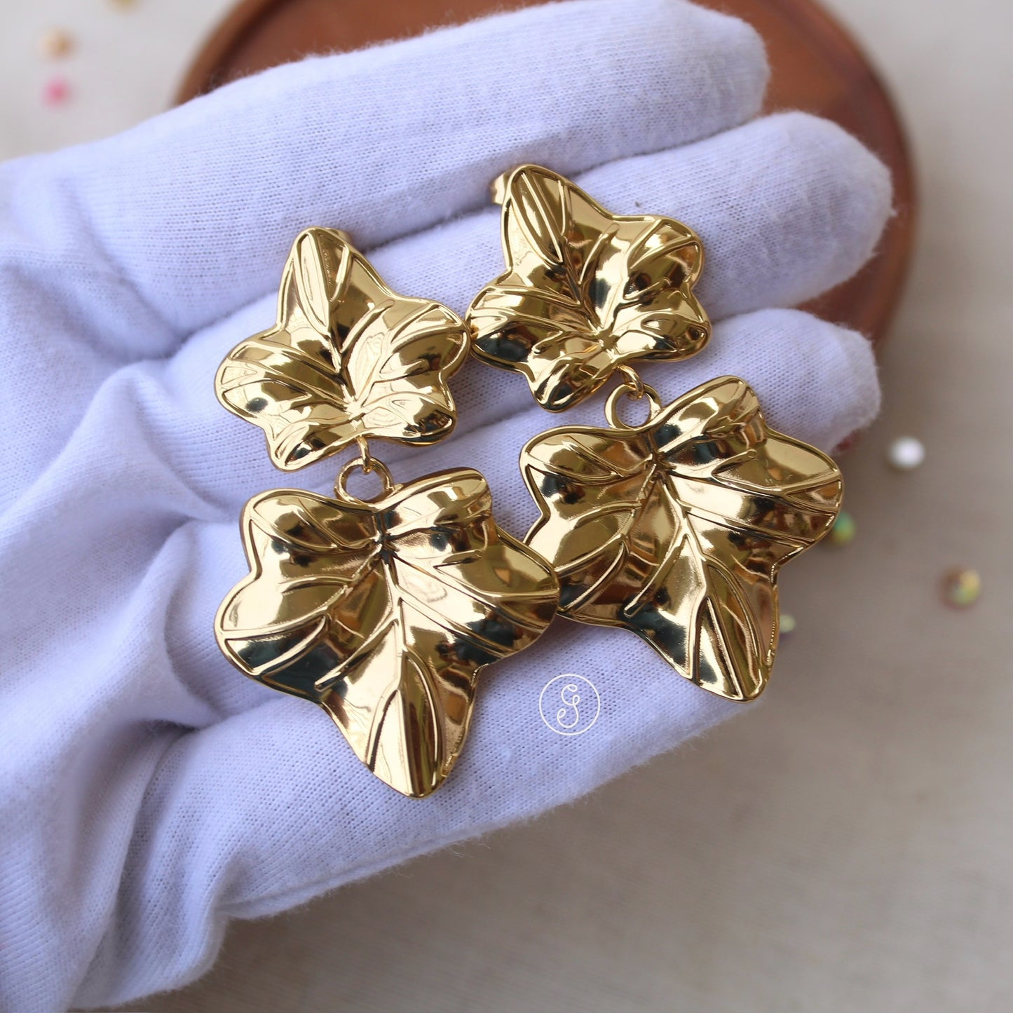 Golden Leaf Design Earrings