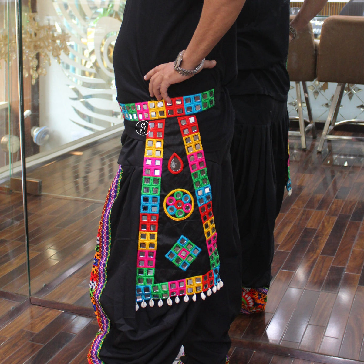 Multicoloured Mirror & Shells Design Waist-belt