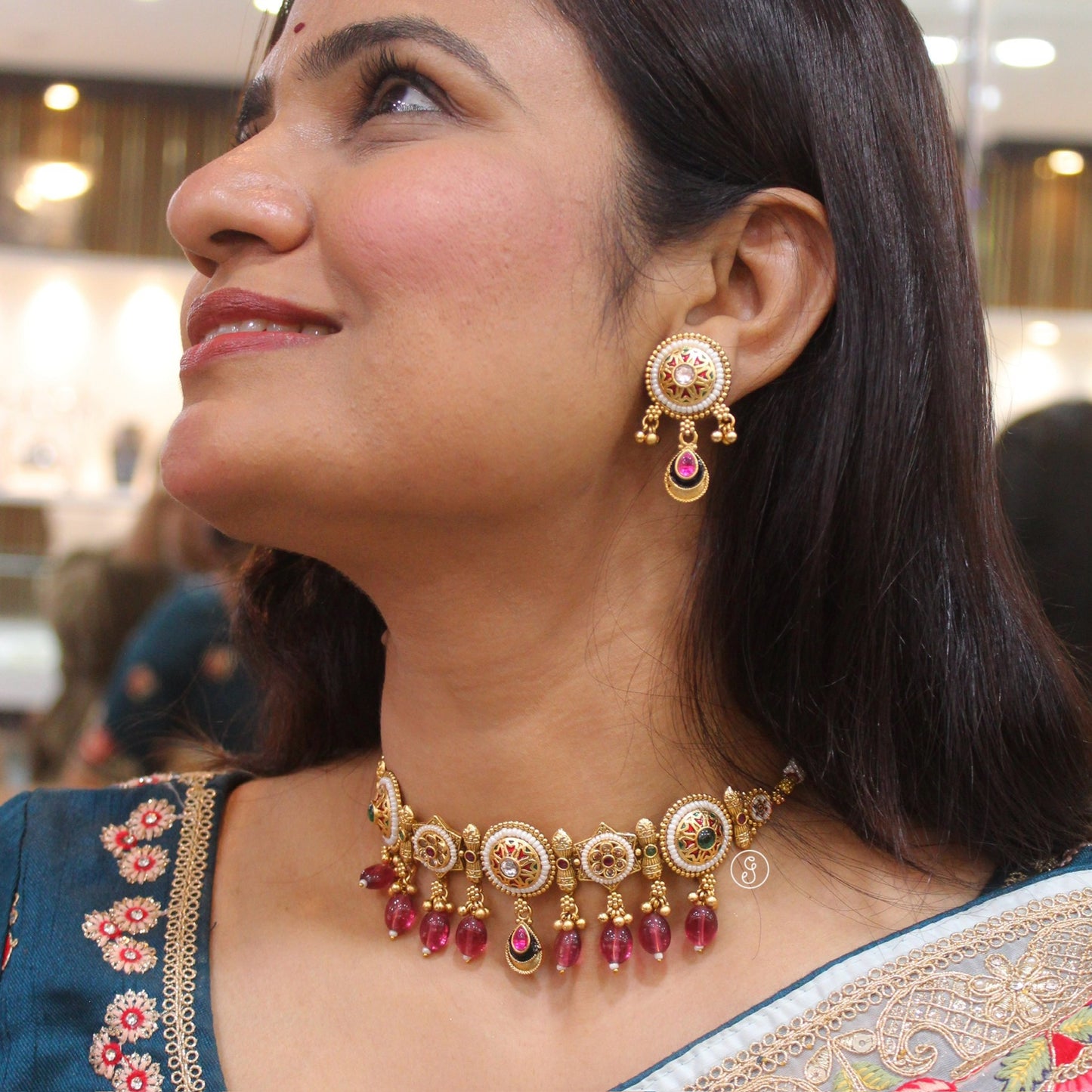 Elegant Gold-Plated Choker Necklace Set