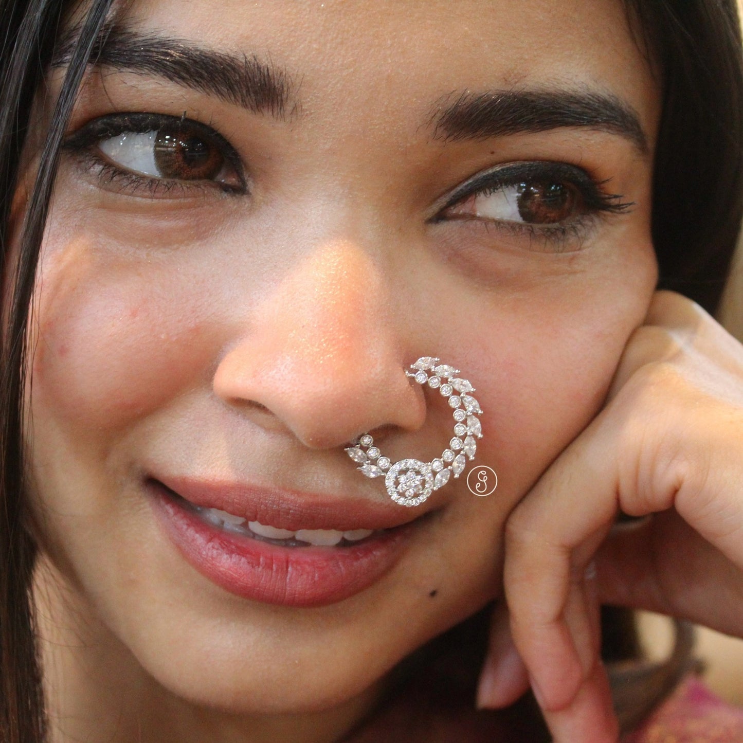 CZ Diamond Non-Piercing Press-On Nath (Golden & Silver)