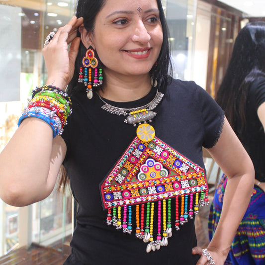 Stunning Multicoloured Embroidered Necklace Set