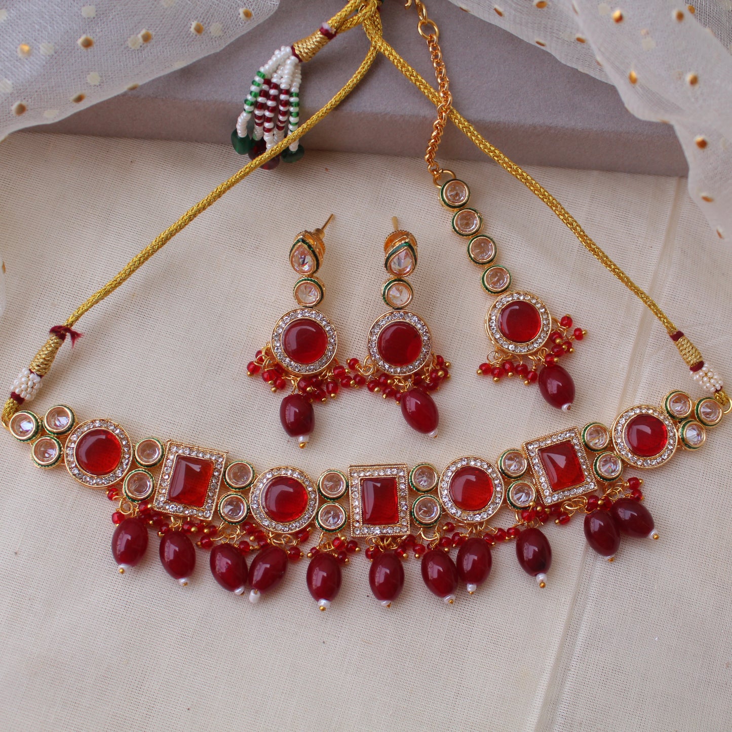 Radiant Red Monalisa Stones Necklace Set