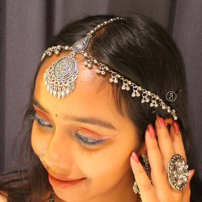 Elegant Damini Style Oxidised Silver Maang Tikka
