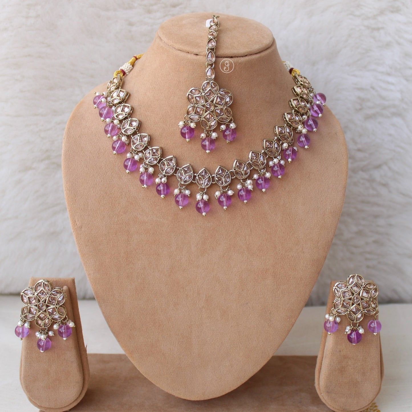 Lavender & Golden Necklace Set With Tika